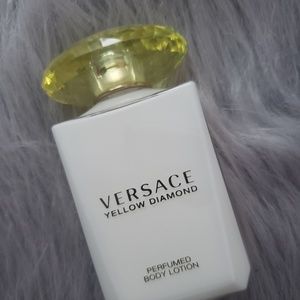 Versace yellow diamond